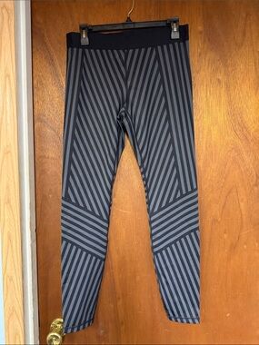 GAP Women’s Black & Gray Striped Athletic Joggers